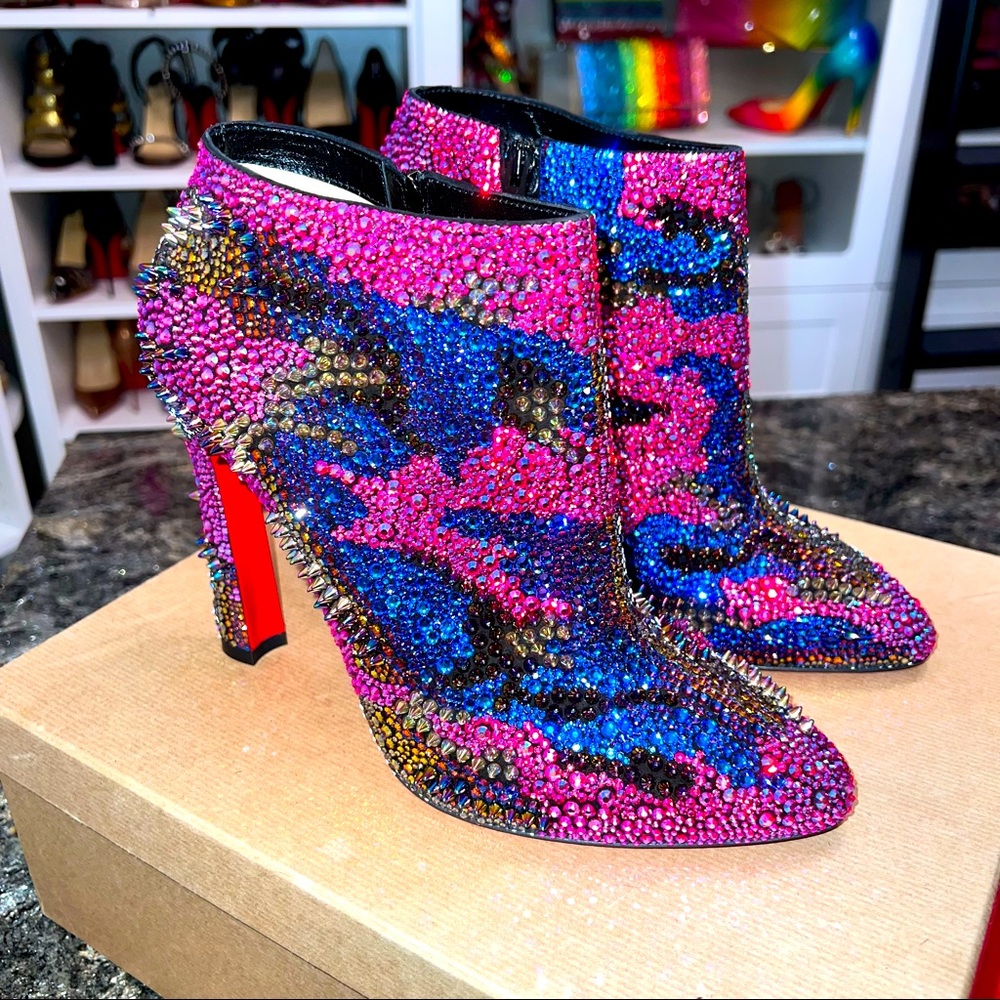 NWT Christian Louboutin bling bang booties, 41